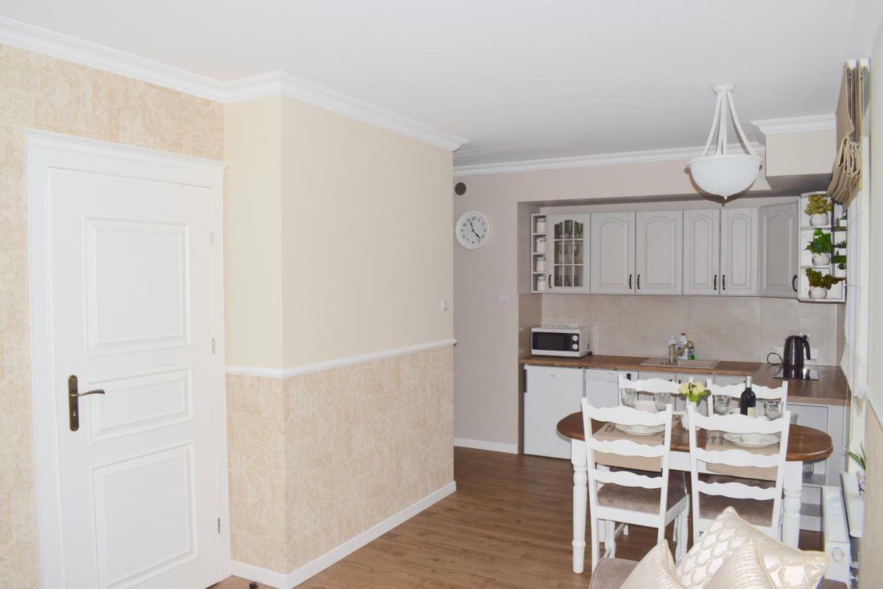 Kolobrzeg Apartament 2 Pokojowy Bursztynowe Lägenhet Exteriör bild