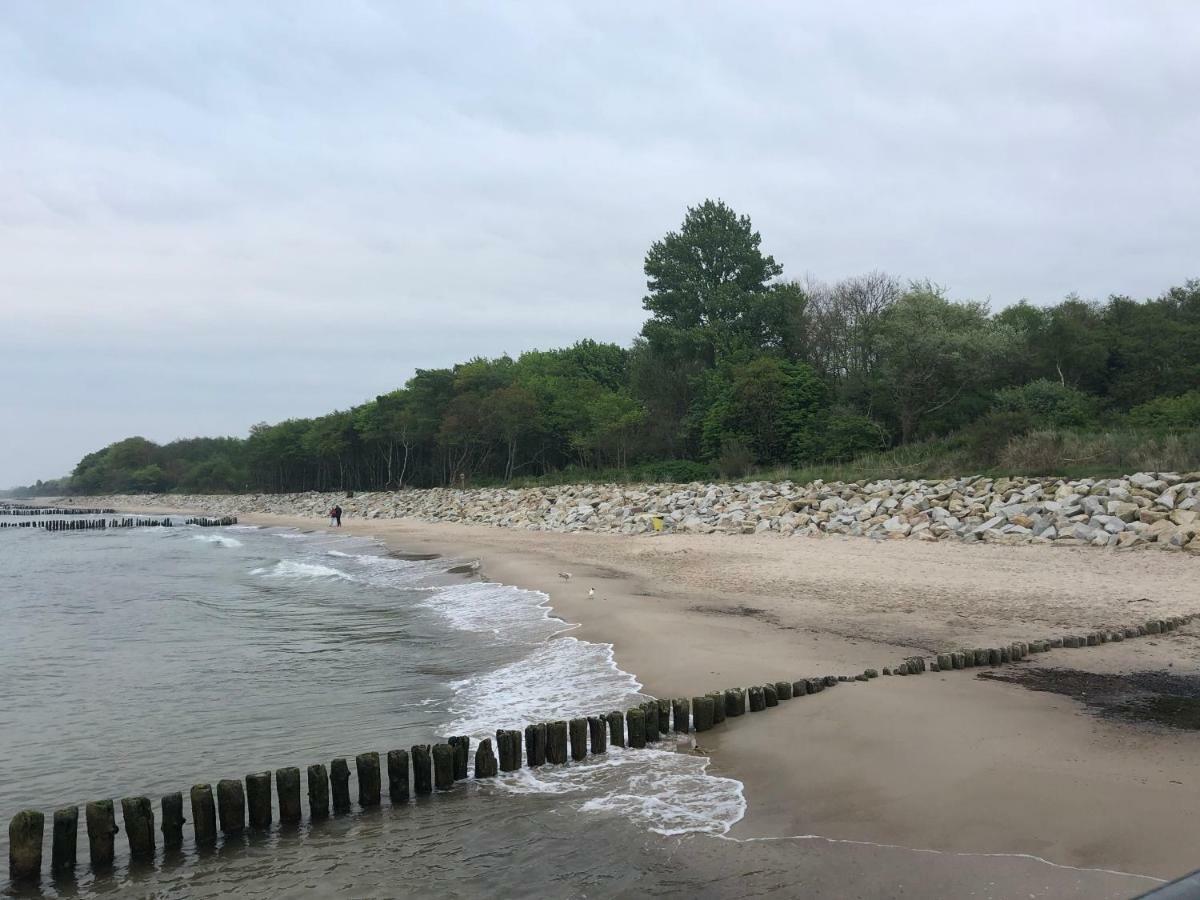 Kolobrzeg Apartament 2 Pokojowy Bursztynowe Lägenhet Exteriör bild